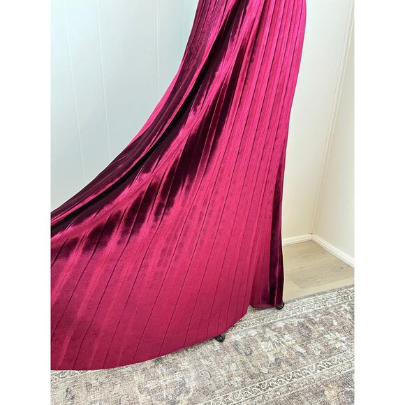 ASOS Burgundy Wine Velvet Maxi Dress 4 Empire Waist Pleated Twist Cutout Back - Picture 4 of 16